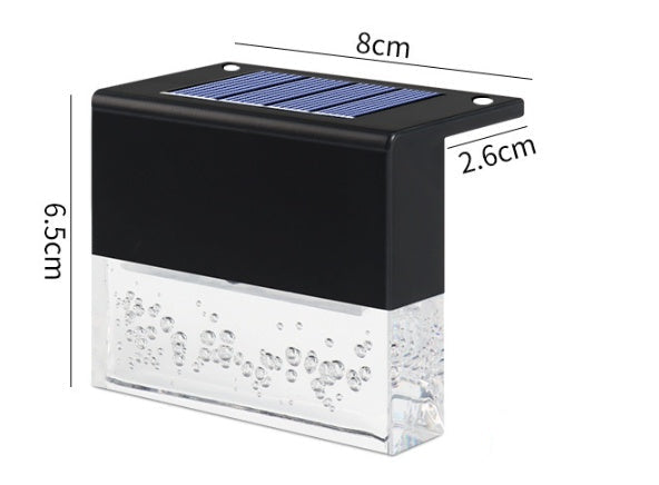 Black solar light with dimensions and quantity label on a white background